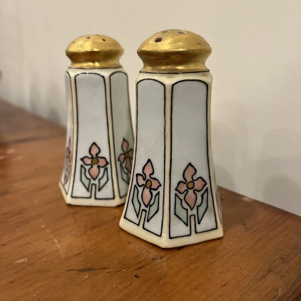 Pair O.& E.G. Royal Austria Gold Top Salt And Pepper Shakers, Art Deco, Painted